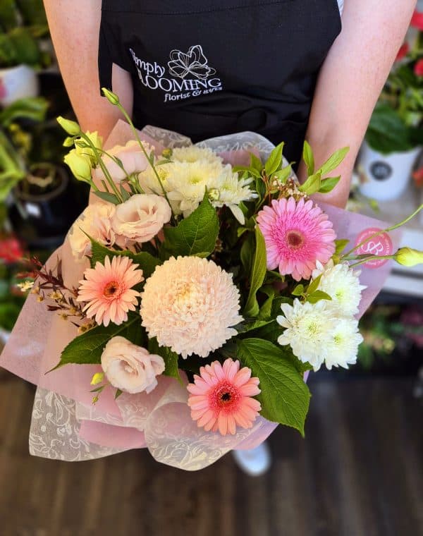 Blooms for Mum Pastel Posy - Florist Choice - Image 3