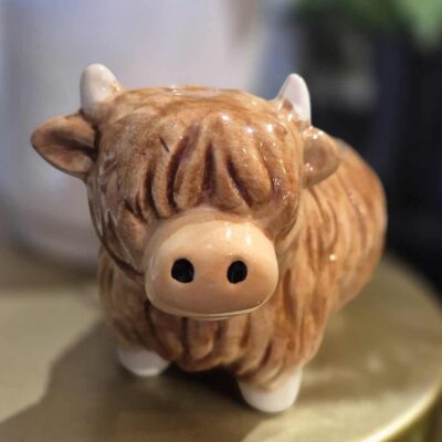 1. highland cow planter 2